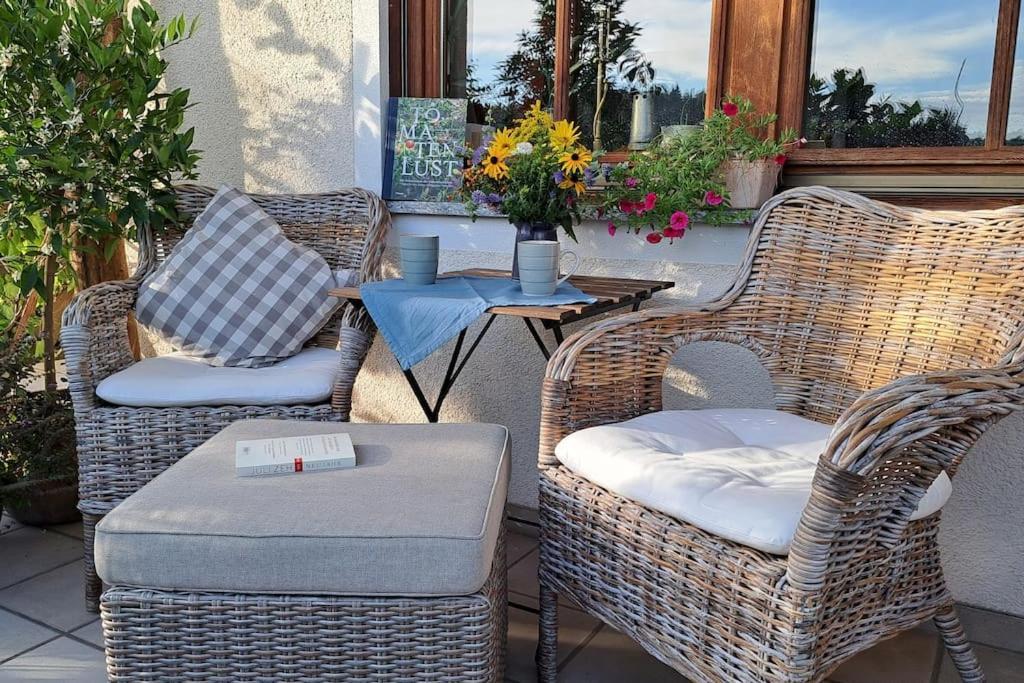 Gemuetliche Waldrandlage In Badenweiler Sehringen Ferienwohnung Kültér fotó